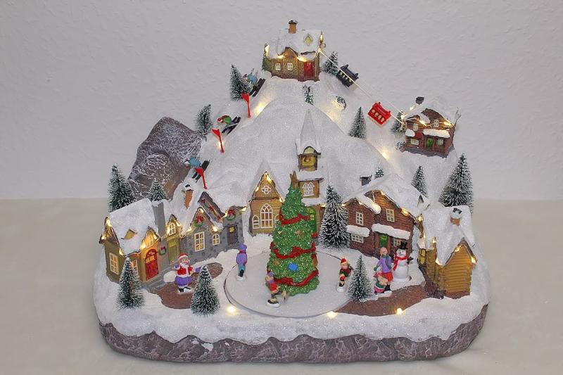 Spieluhr Winterszene mit Weihnachtsstadt
